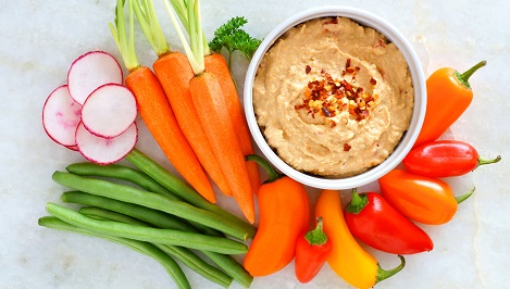 hummus dip and veggies